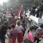 भूकम्प पिडितलाई राहत वितरण भूकम्प पिडितलाई राहत वितरण