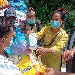 पहिरो पीडितलाई खाद्यन्न सामग्री सहयोग पहिरो पीडितलाई खाद्यन्न सामग्री सहयोग