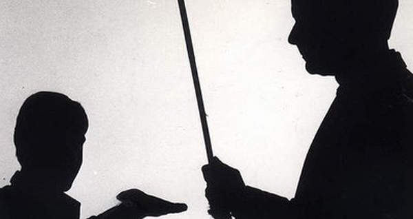 बच्चा कुट्ने अभिभावकहरूलाई एउटा प्रश्न