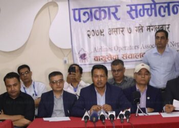 असार ८ गते (भोलि)बाट सबै आन्तरिक उडान रोक्ने वायुसेवा कम्पनीहरुको घोषणा