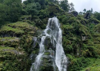 पानीको आवाज सबै कविहरूको शब्द भन्दा मूल्यवान छ