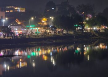 उज्यालोमा कसरी आउन सकिन्छ भनेर छायाँ नै सबैभन्दा ठूलो गुरु हो