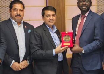 चन्द्र ढकालको अन्तर्राष्ट्रिय मुद्राकोष  मिसनसँग भेटवार्ता