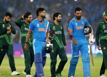 विश्वकप क्रिकेट : भारतले पाकिस्तानलाई ७ विकेटले हरायो