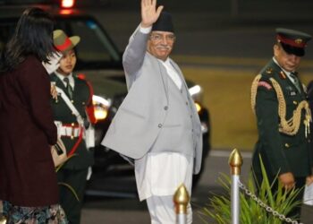 असंलग्न आन्दोलनको शिखर सम्मेलनमा सहभागी हुन प्रधानमन्त्री प्रचण्ड युगान्डा प्रस्थान