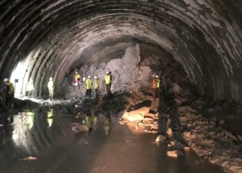 काठमाडौँ-तराई-मधेस द्रुतमार्ग अन्तर्गत लेनडाँडा सुरुङमार्गको ब्रेक थ्रु